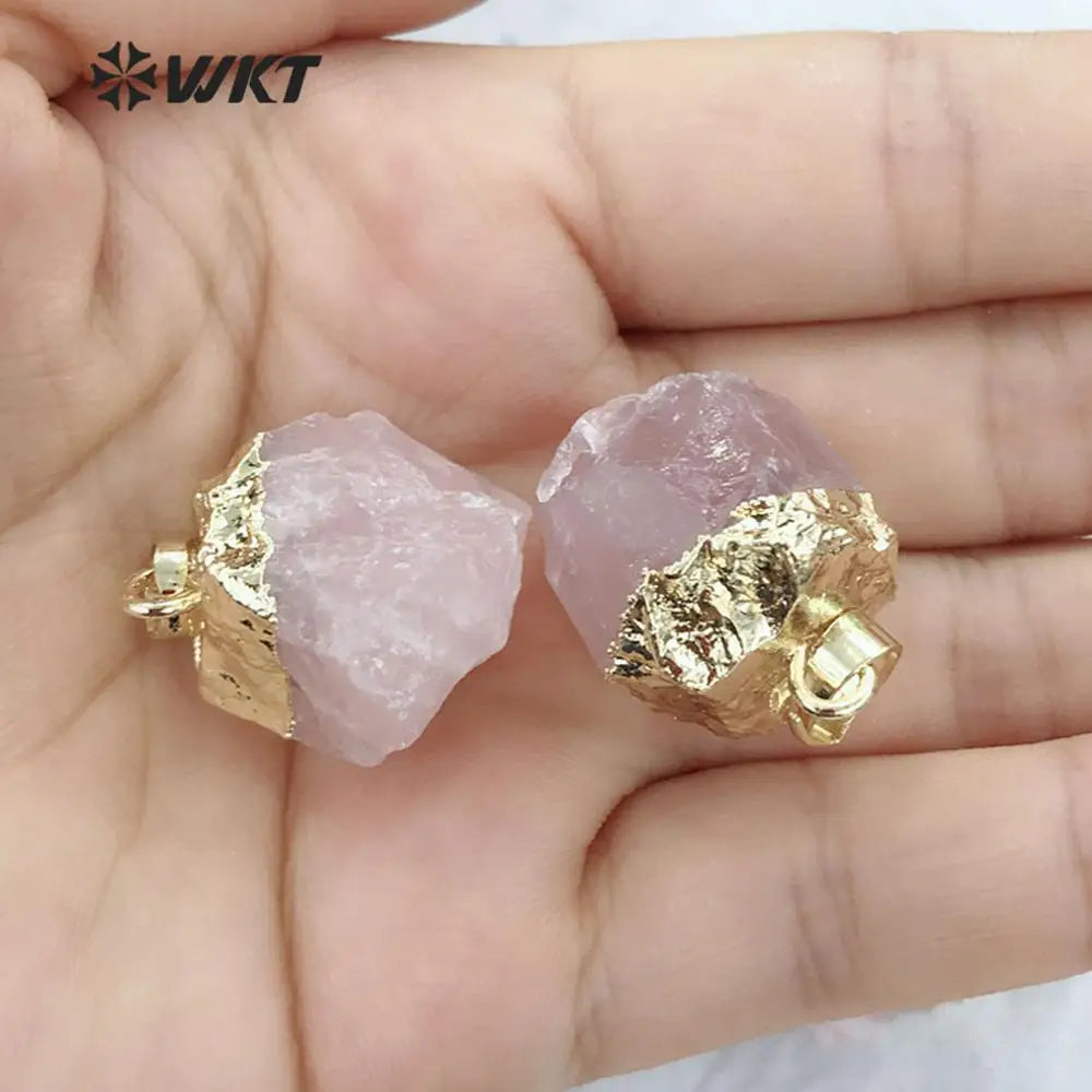 WT-P1449 WKT Rose Crystal Pendant Natural Pink Quartz Gold Pendant Suitable For Women Jewelry Fashion Pendant Jewelry