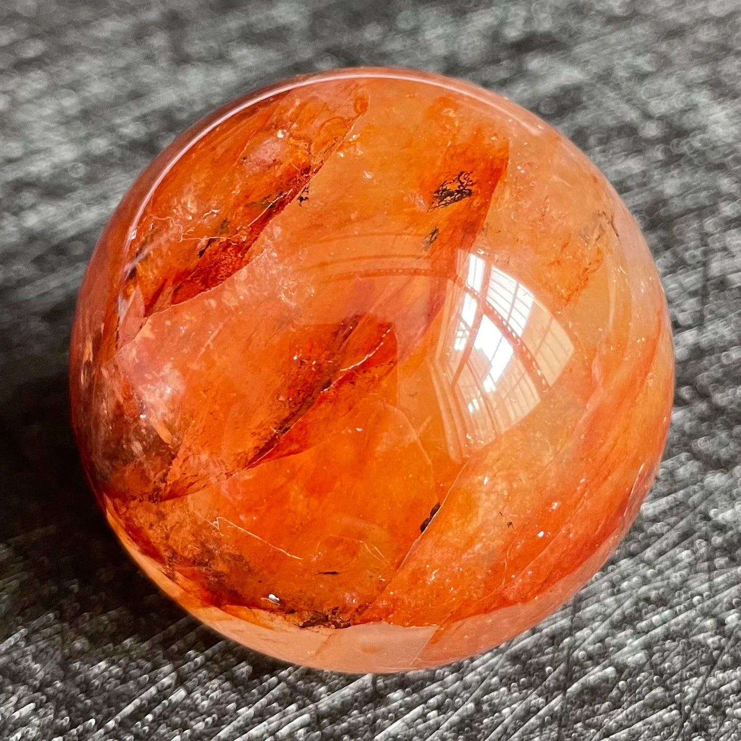 143g Natural Stone Fire Quartz Crystal Ball Rainbow Quartz Sphere Polished Rock Reiki Healing B13