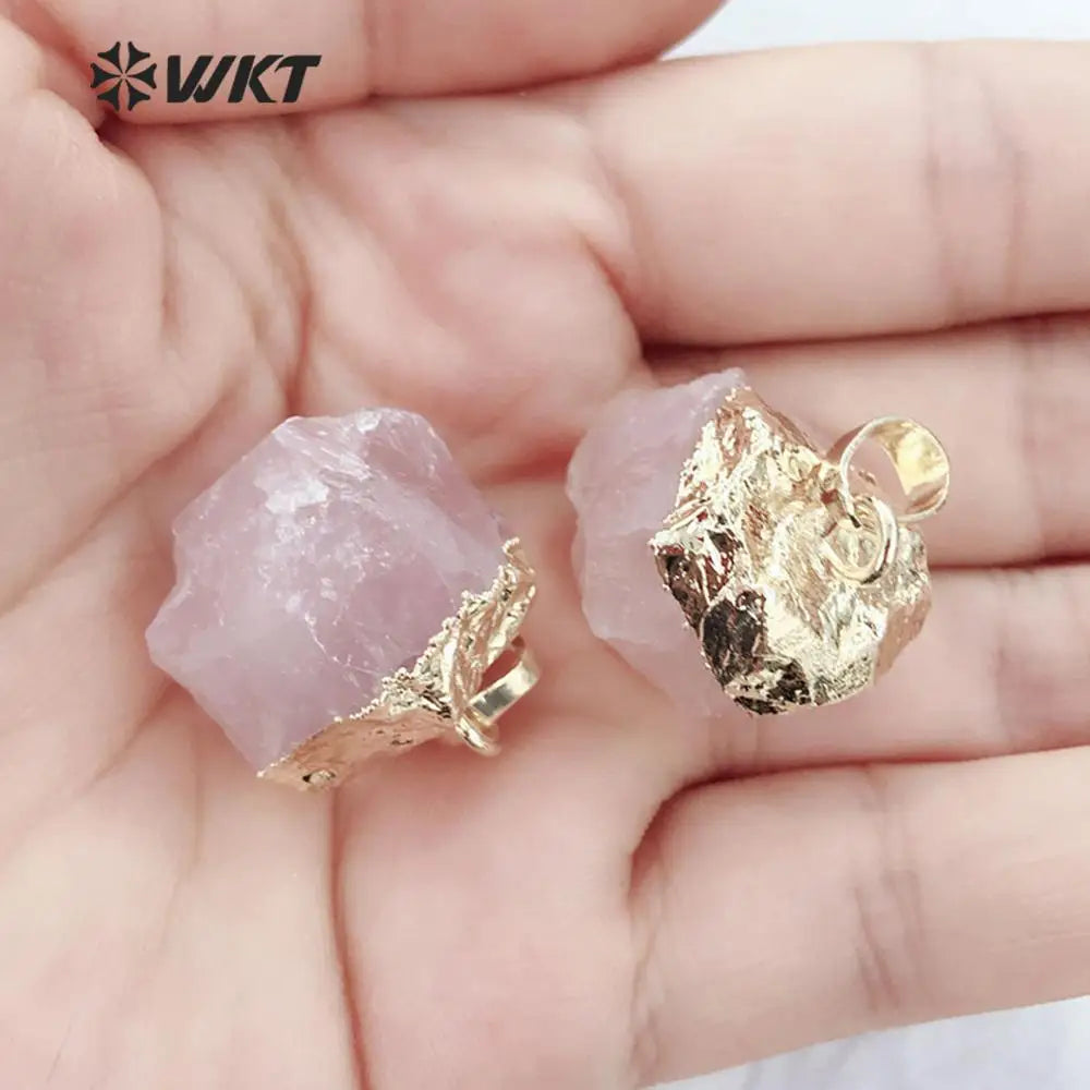 WT-P1449 WKT Rose Crystal Pendant Natural Pink Quartz Gold Pendant Suitable For Women Jewelry Fashion Pendant Jewelry