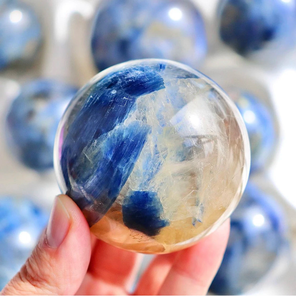 1PC Natural Blue Kyanite Crystal Sphere Blue Quartz Ball For Healing Gemstone Home Decoration