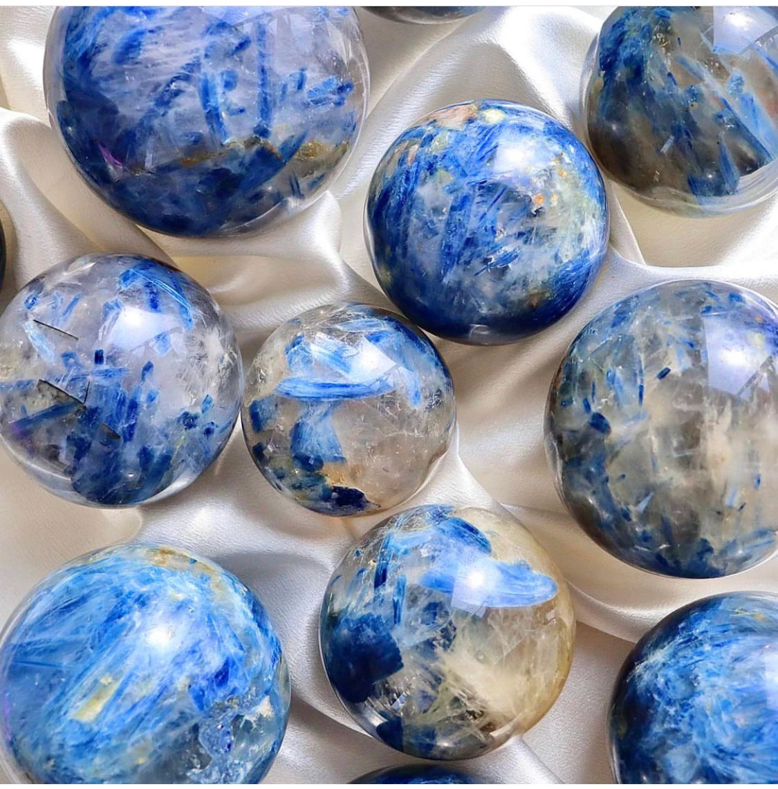 1PC Natural Blue Kyanite Crystal Sphere Blue Quartz Ball For Healing Gemstone Home Decoration
