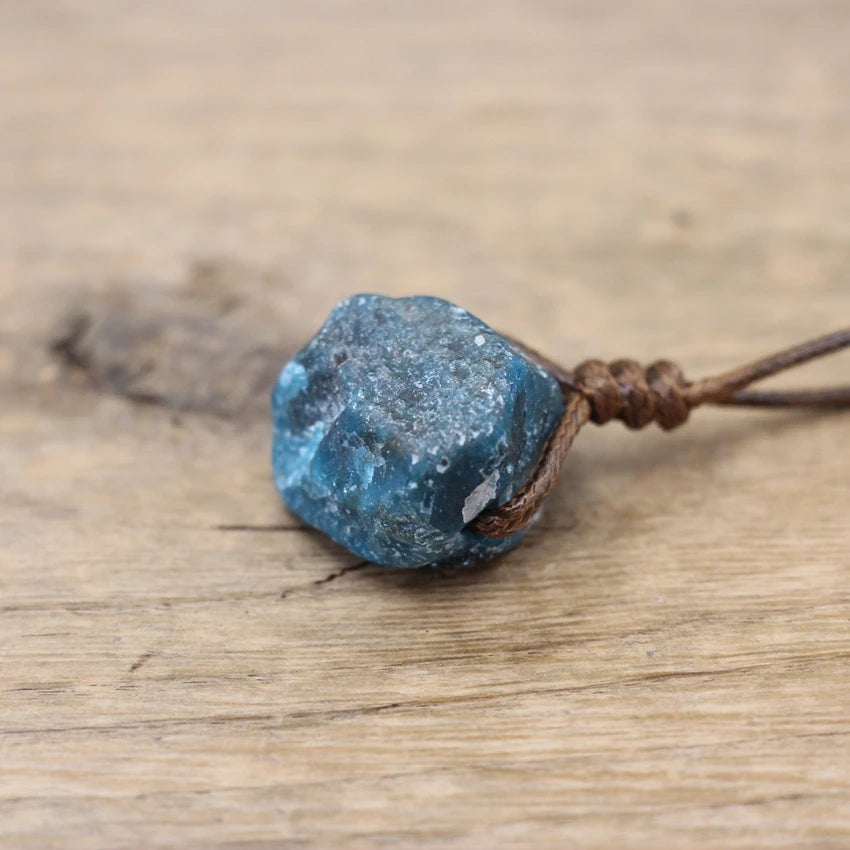 Healing Reiki Raw Stone Mineral Pendants Necklace,Natural Crystal Fluorite Rose Quartzs Tourmaline Agates Apatite Jewelry,QC3014