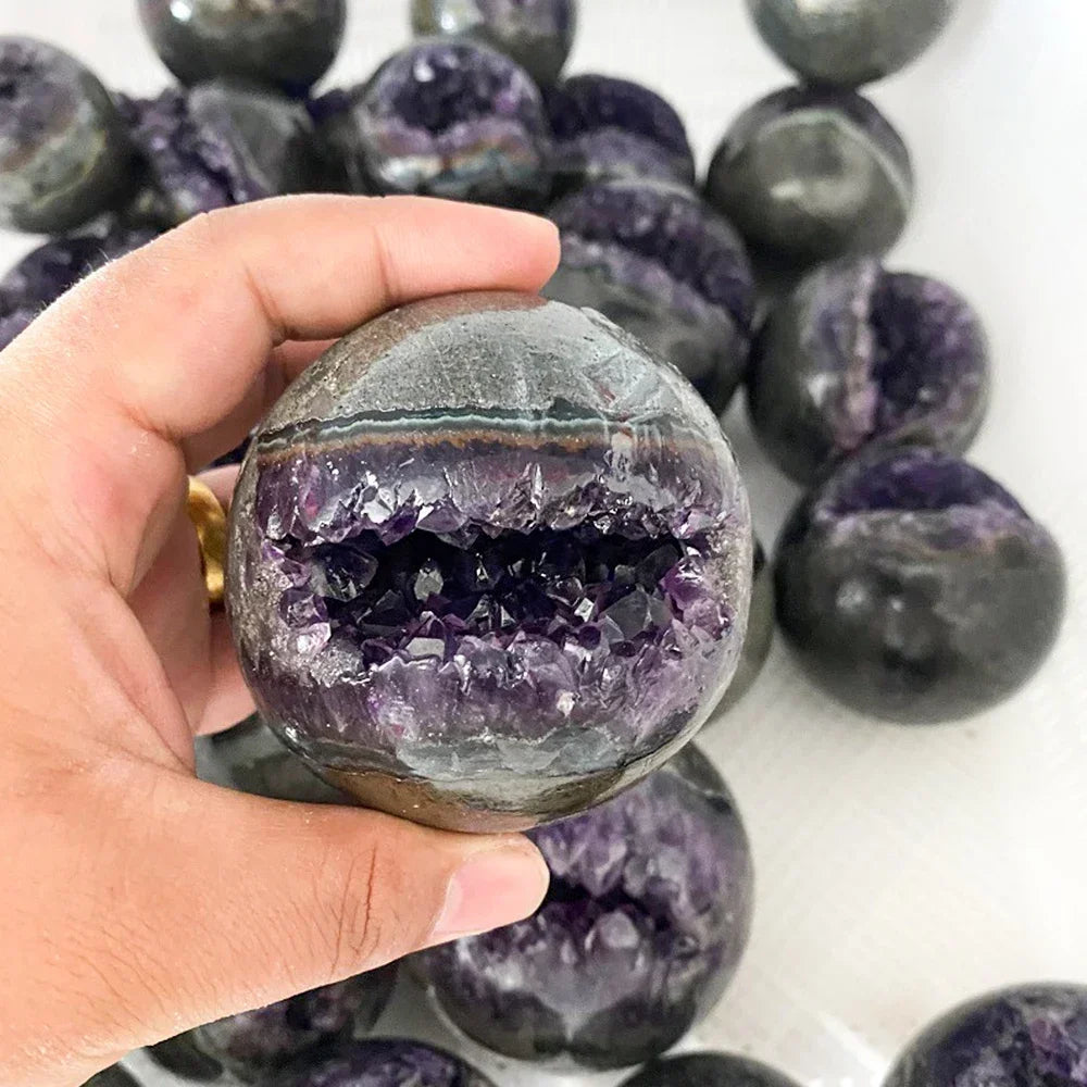 1PCS Natural Raw Amethyst Quartz Ball Sphere Crystal Cluster Healing Stones Specimen Crafts Gemstones Home Decoration Ornament