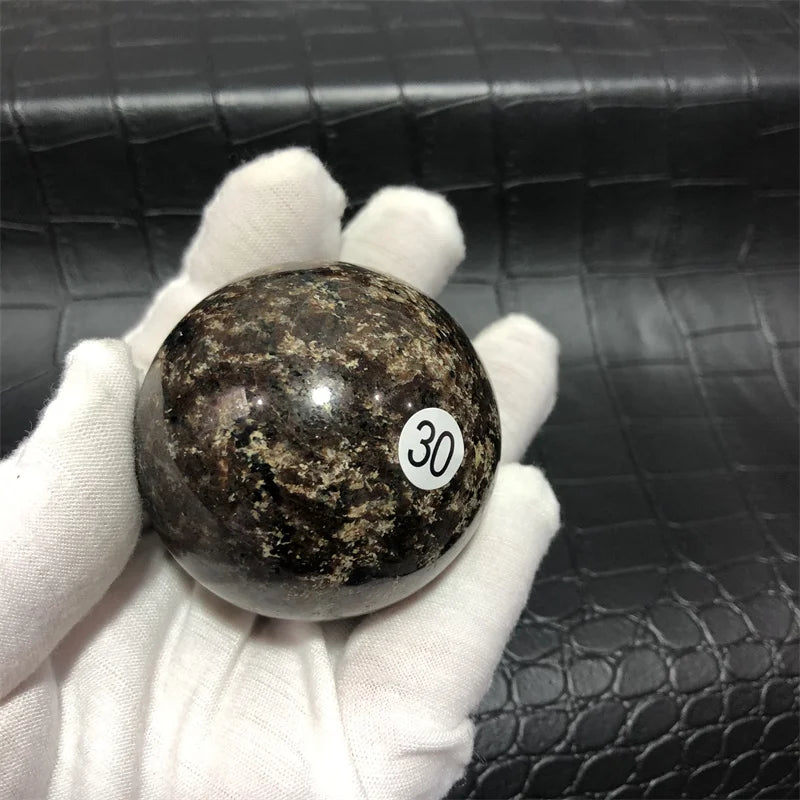 High Quality Natural Healing Crystal Balls Garnet Stone Crystal Spheres