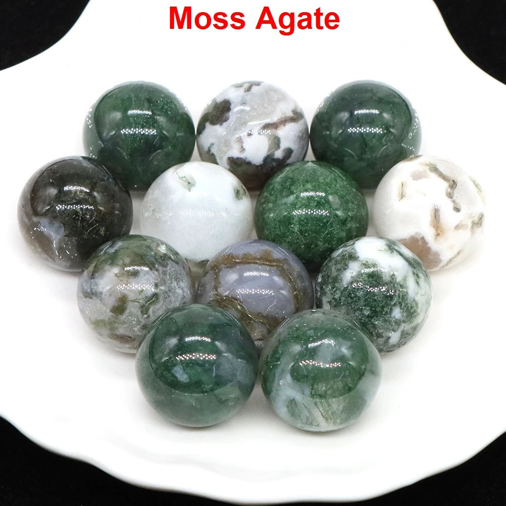 Wholesale 16mm Mini Crystal Balls Natural Healing Stones Pocket Spheres Chakra Globe Reiki Bead Mineral Gems Specimen Home Decor