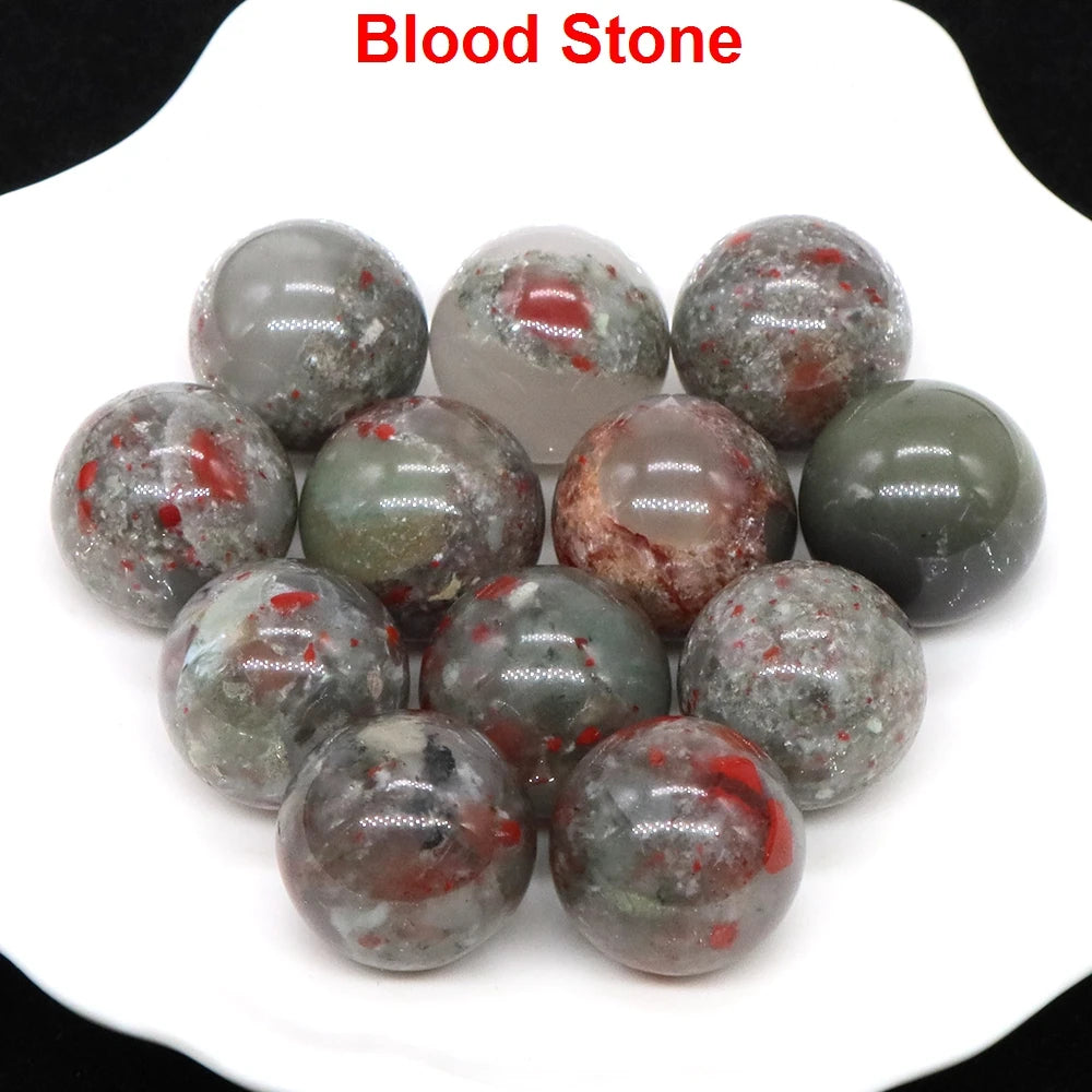 Wholesale 16mm Mini Crystal Balls Natural Healing Stones Pocket Spheres Chakra Globe Reiki Bead Mineral Gems Specimen Home Decor