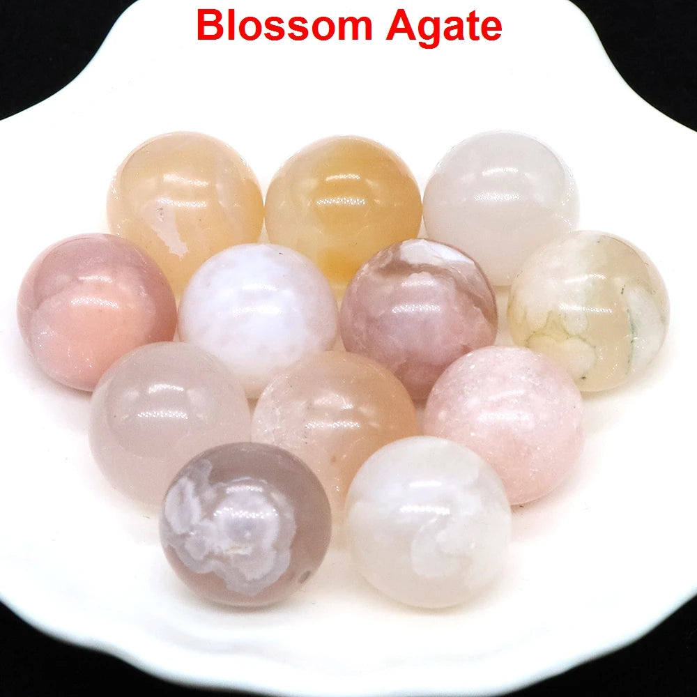 Wholesale 16mm Mini Crystal Balls Natural Healing Stones Pocket Spheres Chakra Globe Reiki Bead Mineral Gems Specimen Home Decor