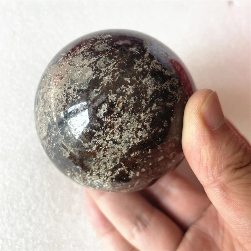 High Quality Natural Healing Crystal Balls Garnet Stone Crystal Spheres