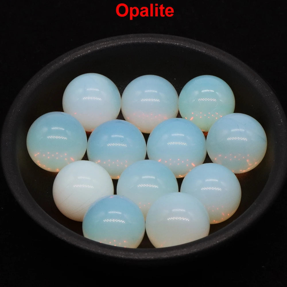 Wholesale 16mm Mini Crystal Balls Natural Healing Stones Pocket Spheres Chakra Globe Reiki Bead Mineral Gems Specimen Home Decor