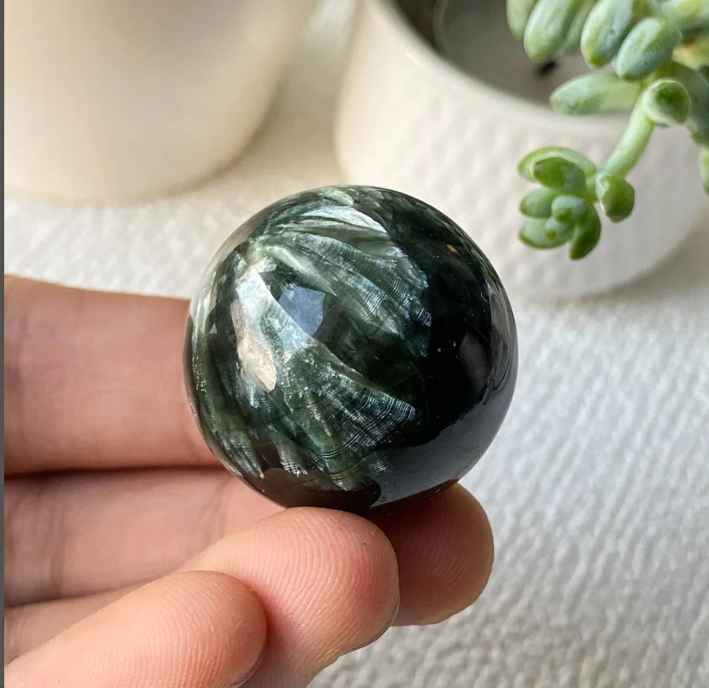 Natural Seraphinite Mineral Sphere Crystal Healing Stone Home Decoration Gift