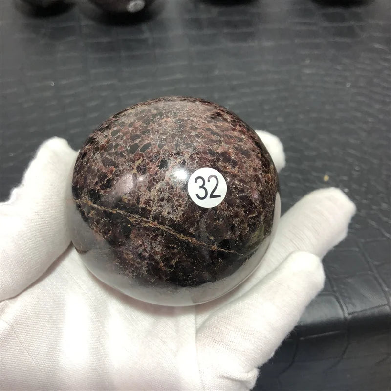 High Quality Natural Healing Crystal Balls Garnet Stone Crystal Spheres