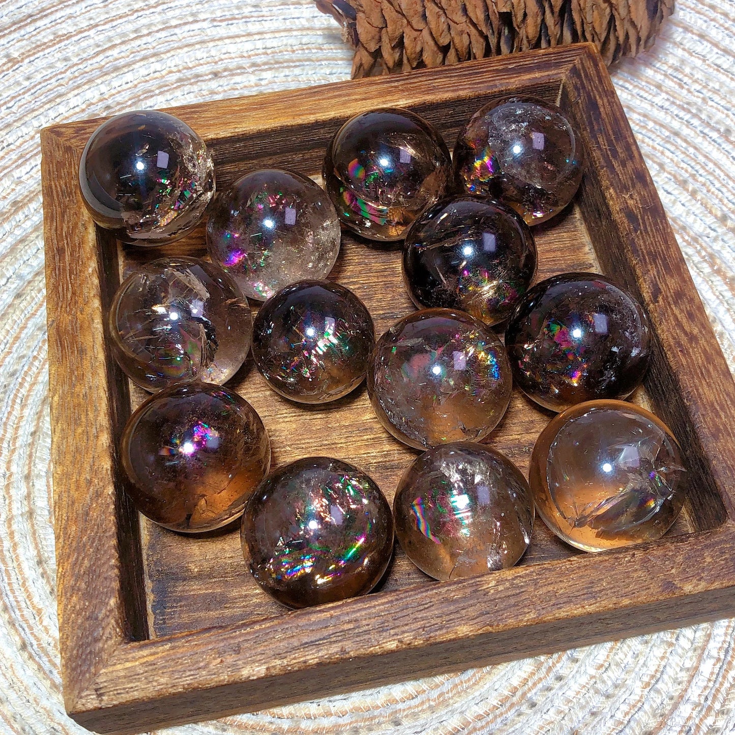 Natural Crystals Smokey Quartz Mini Rainbow Sphere Cute Size Carckle Ball Home Decorations Polished Mineral Energy Precious Gift