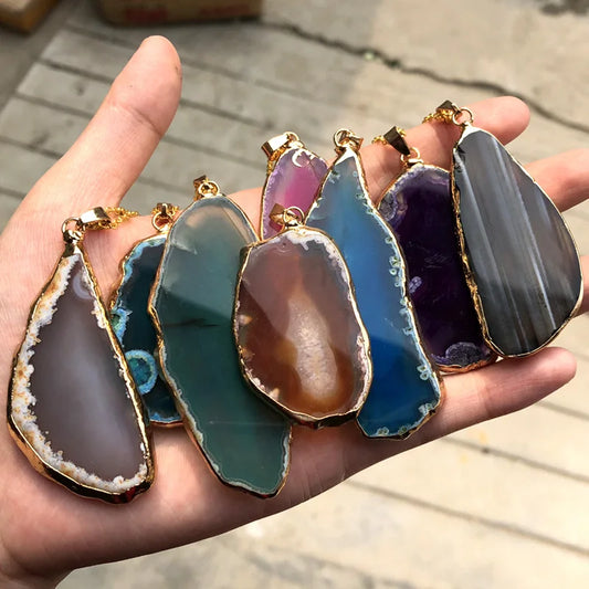Natural Agate Gold Edged Wind Chime Pendant Handicraft, Identity Symbol Gift, Lucky Crystal Healing Stone Series Jewelry