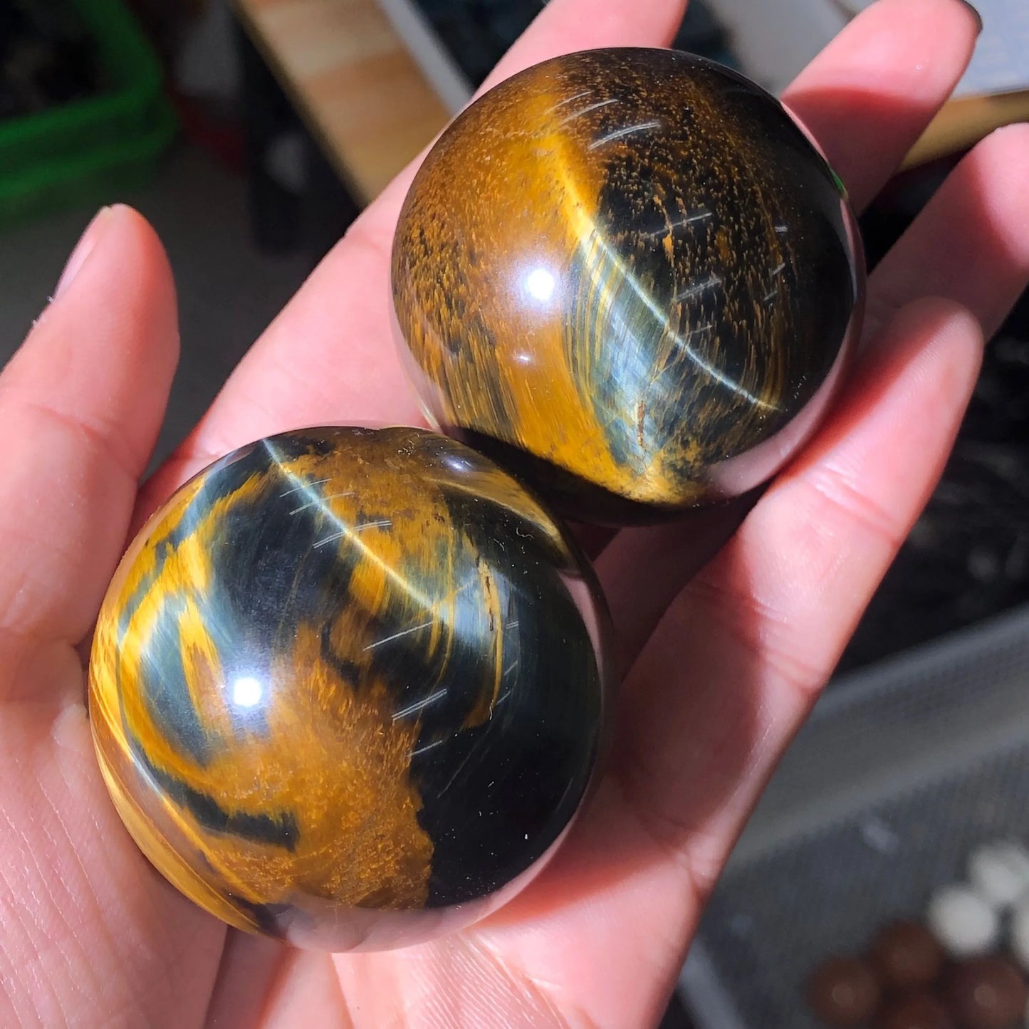 Natural Blue Tiger Eye Crystal Sphere Ball Healing 40-45MM