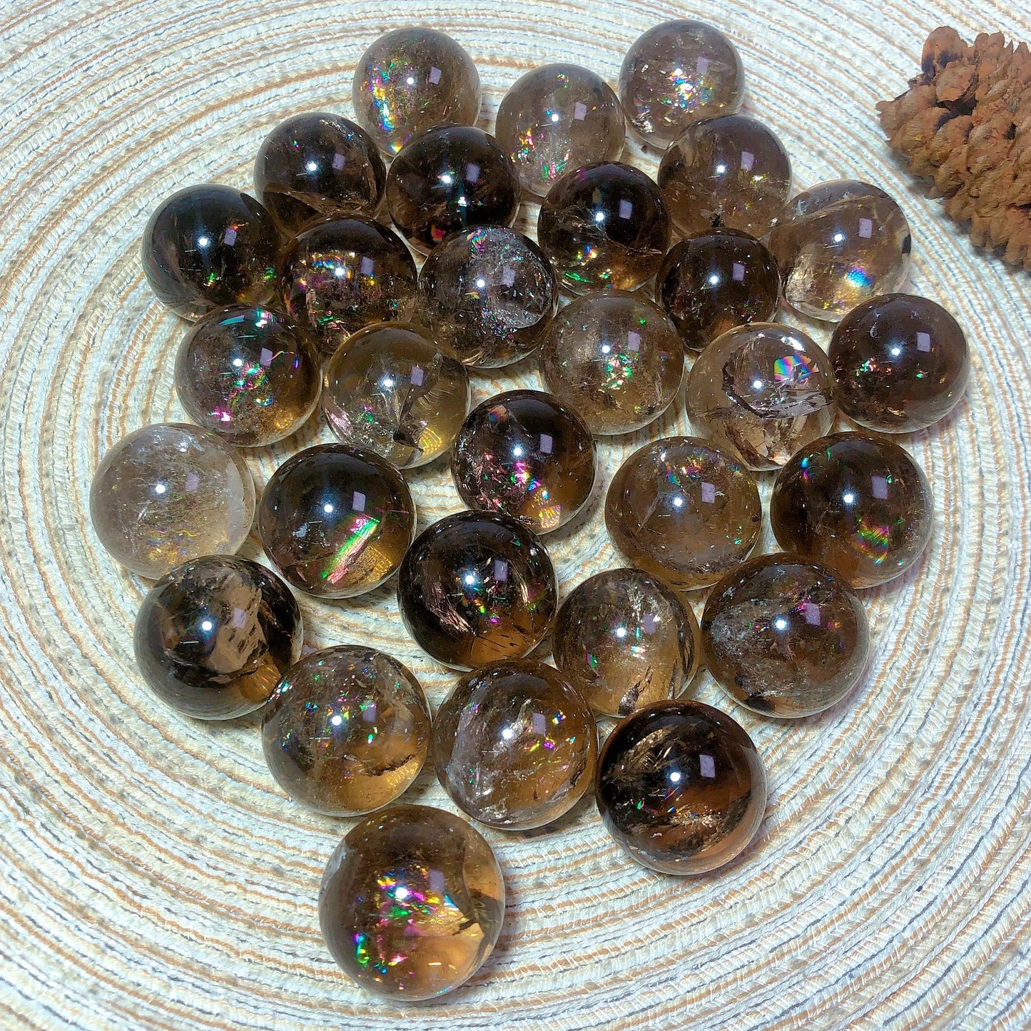 Natural Crystals Smokey Quartz Mini Rainbow Sphere Cute Size Carckle Ball Home Decorations Polished Mineral Energy Precious Gift